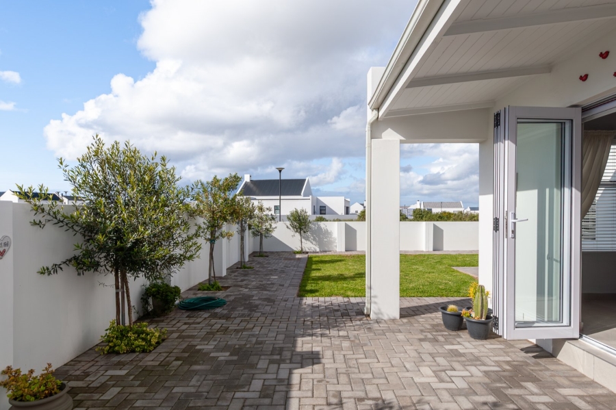 3 Bedroom Property for Sale in Laaiplek Western Cape